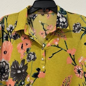 Queen’s Collection by Designer Yun Eun Cyung Popover Placket top Size 100 (L)